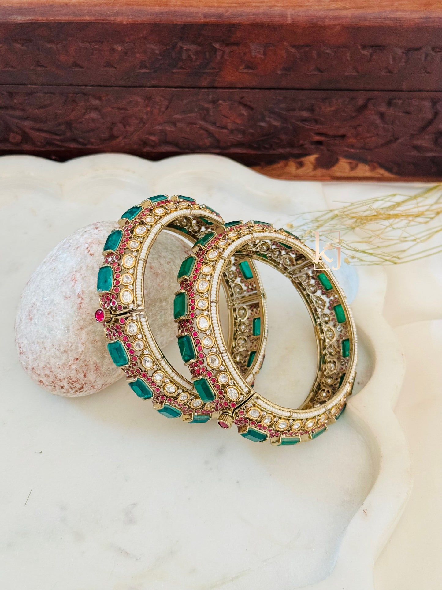 Ciro bangle set 2.6 size