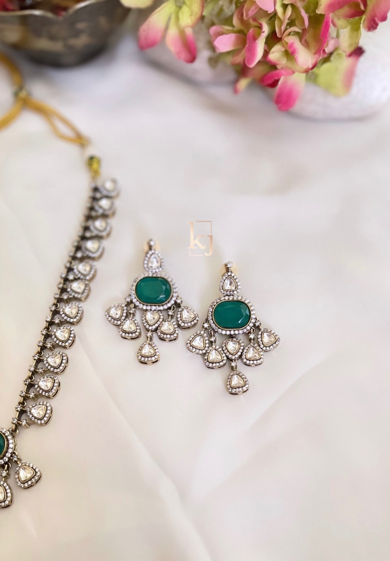 Alaya necklace set