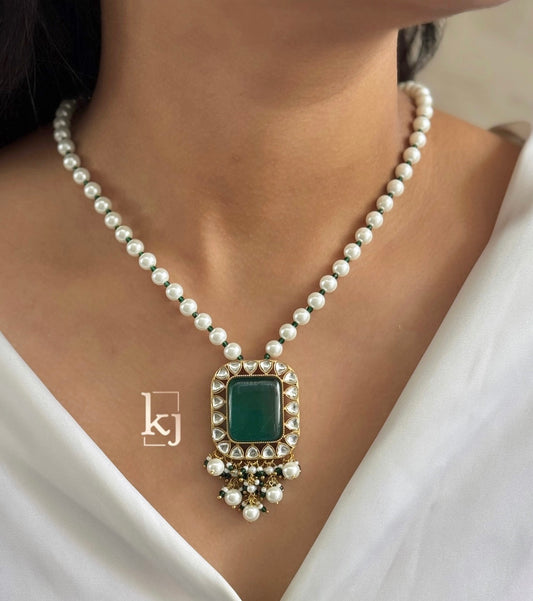 Rivena pendant set