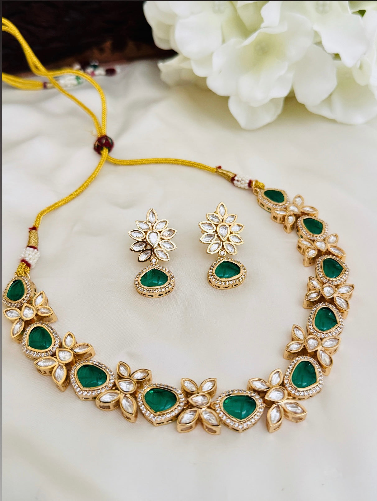 Astrid necklace set