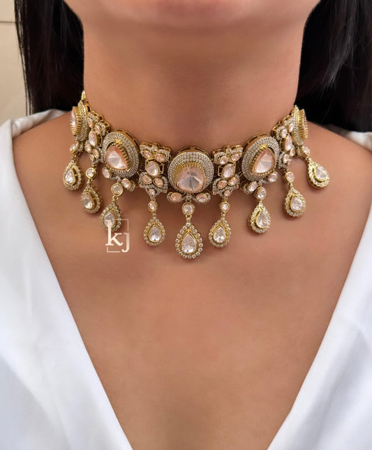Sarai choker set