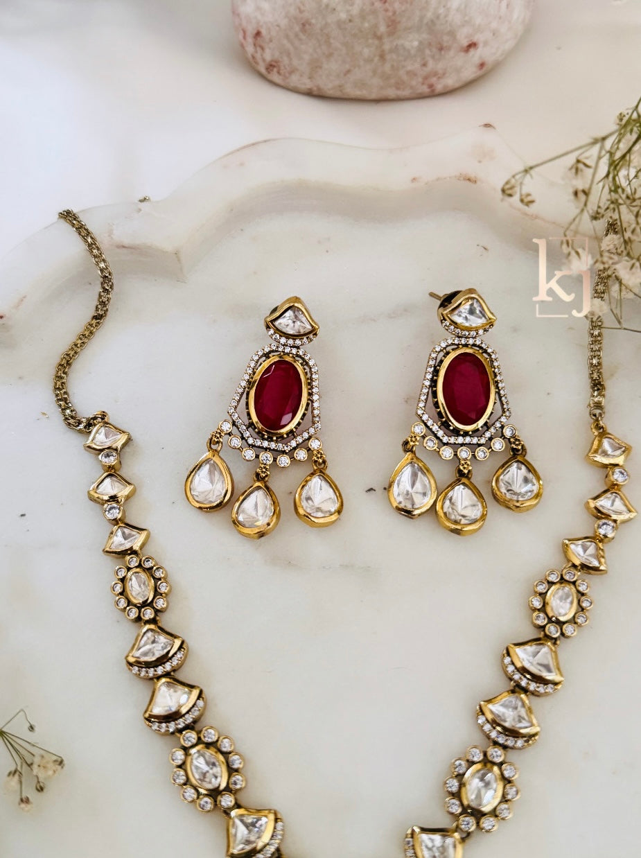 Madeleine necklace set