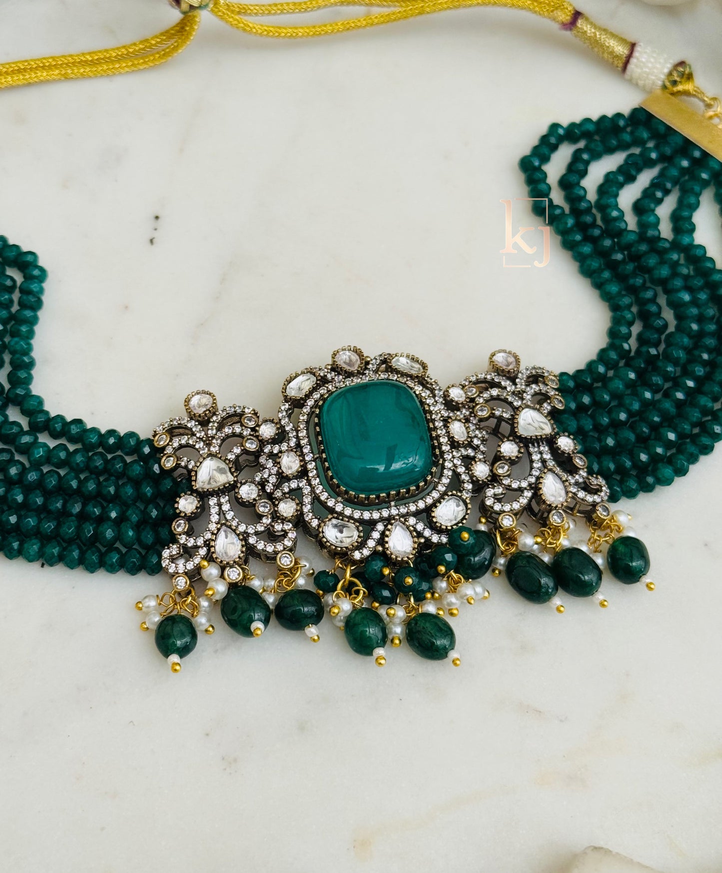 Kiana choker set