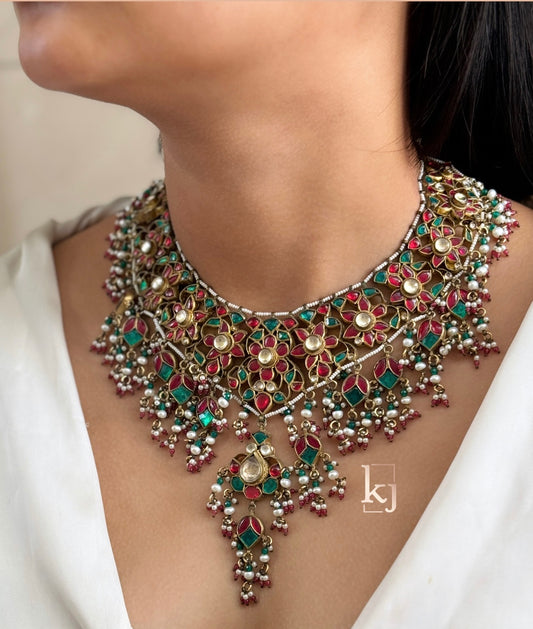 Erin Necklace set antique