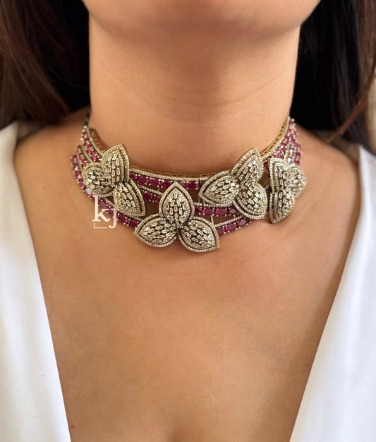 Serin choker set