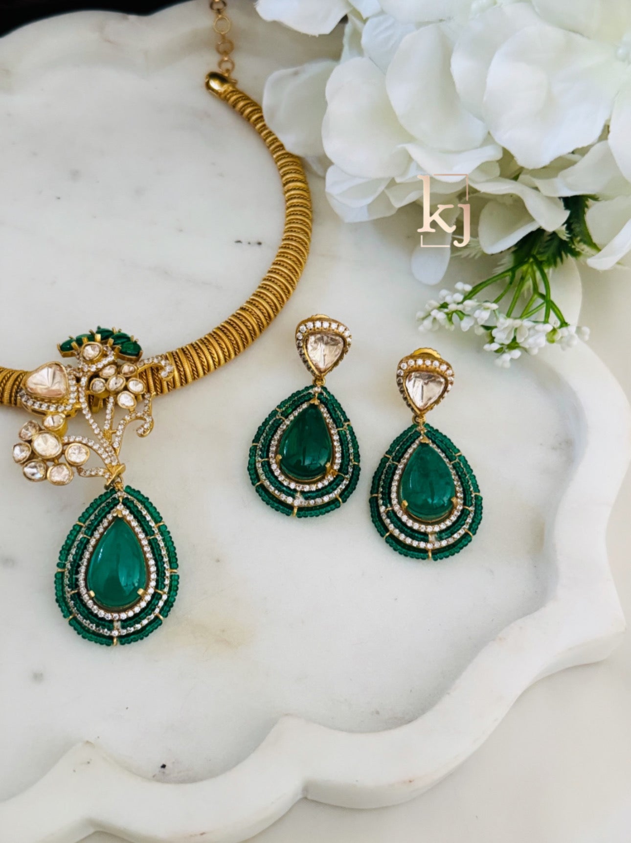 Lira necklace set