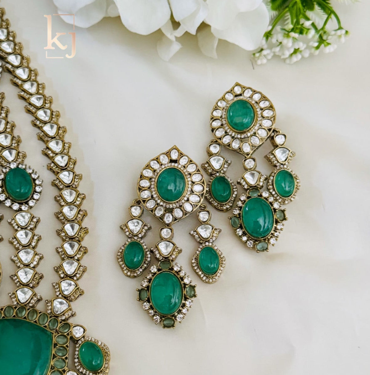 Noemi Necklace set
