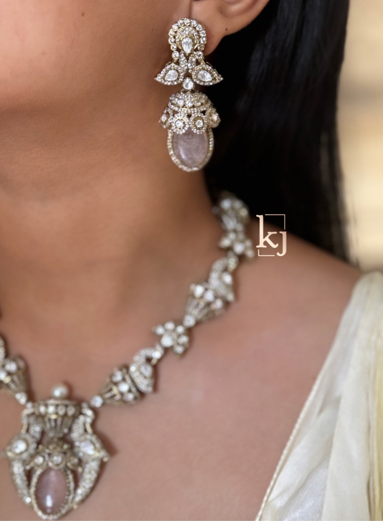 Nicolette necklace set