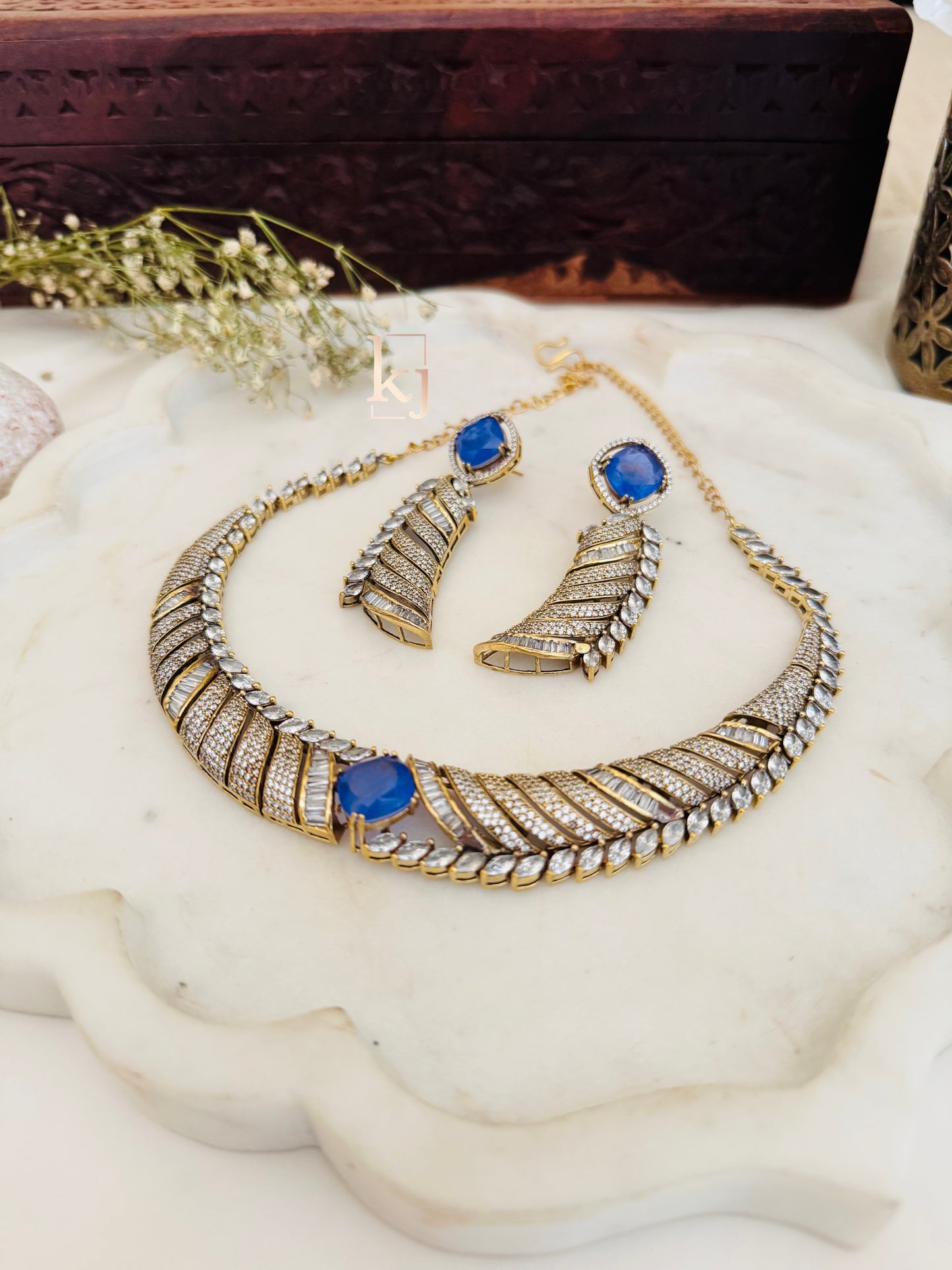 Serafim necklace set