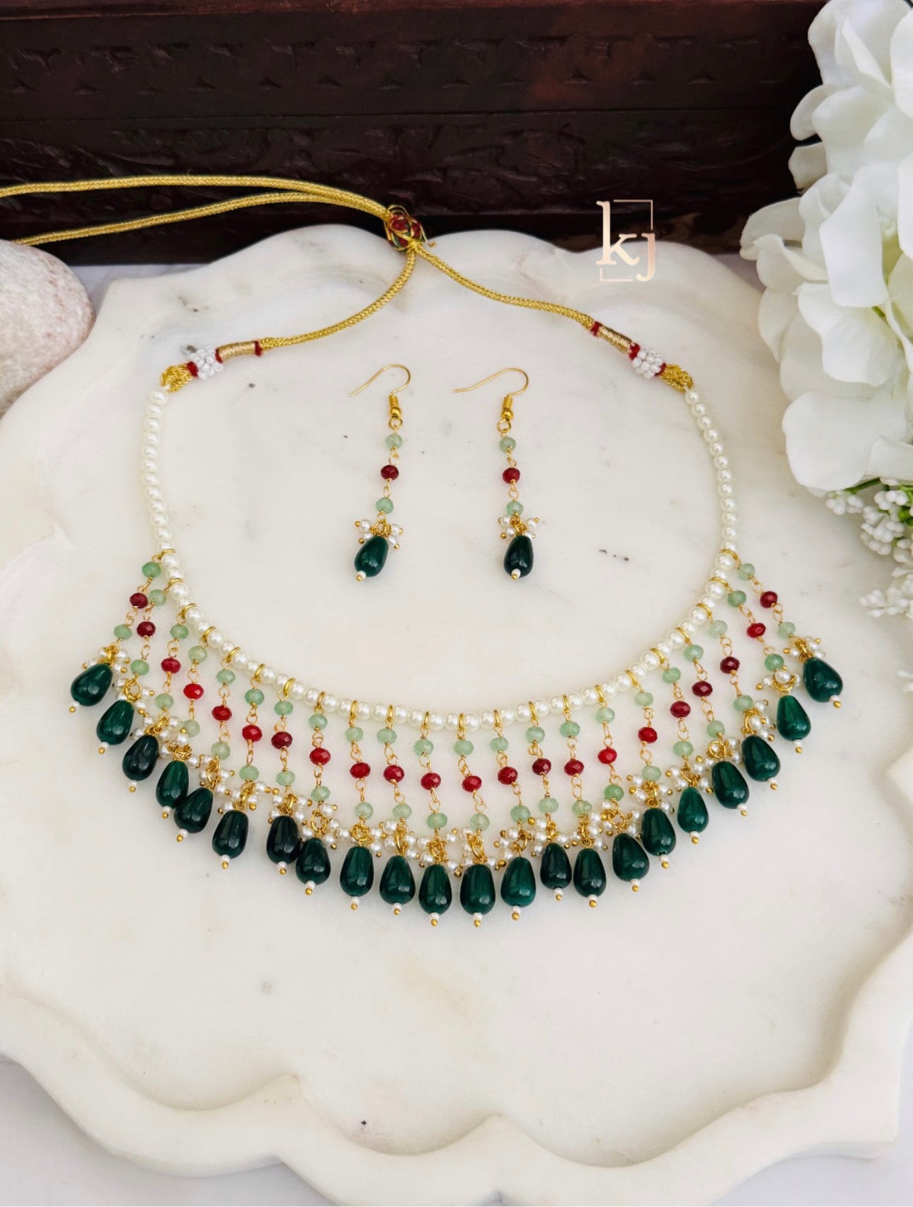 Noelle Choker set