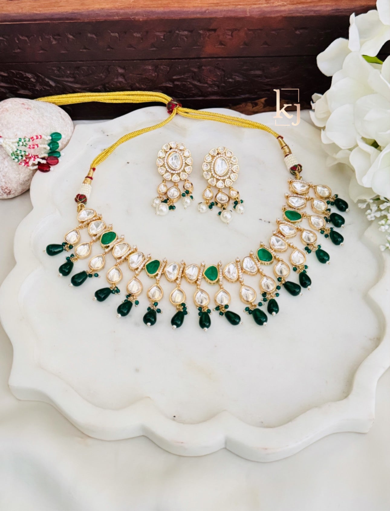 Zhuri Necklace set