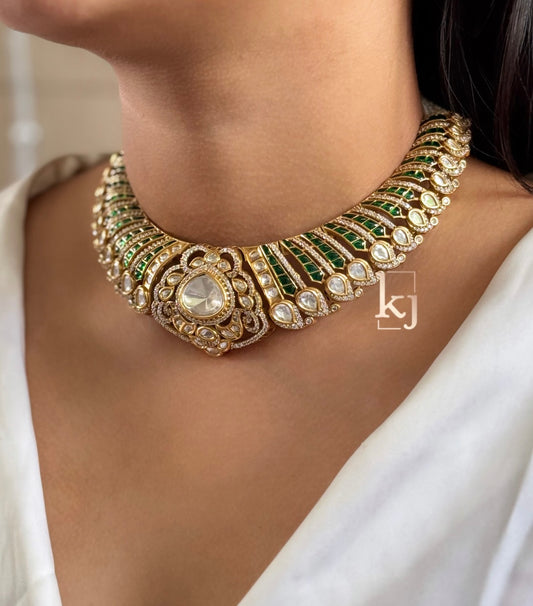 Lisara necklace set