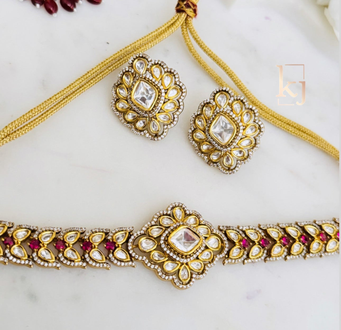 Noor Choker set