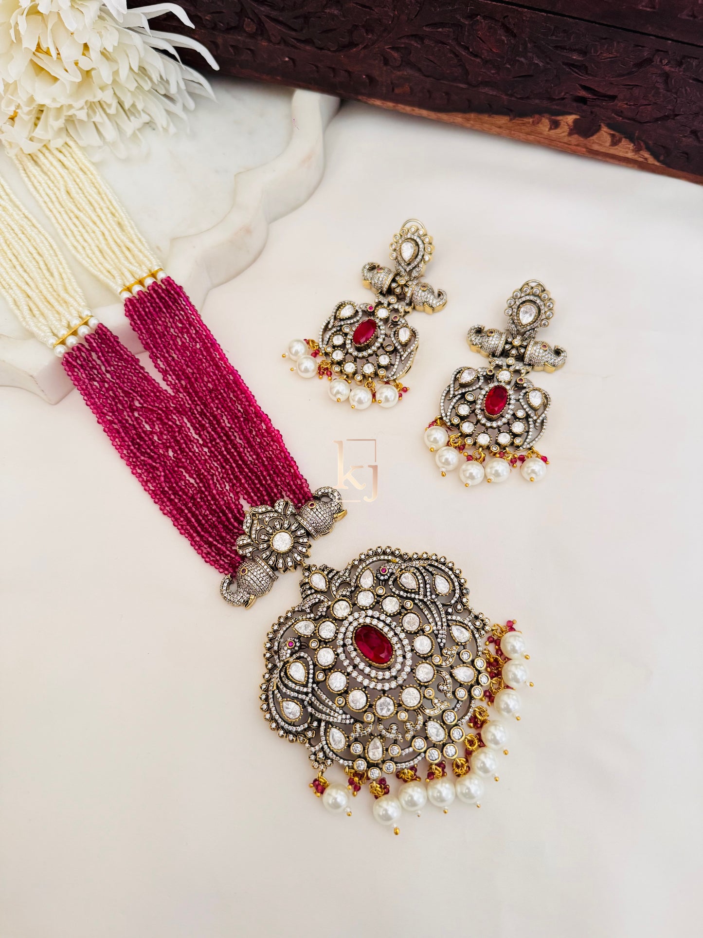 Tunip pendant set