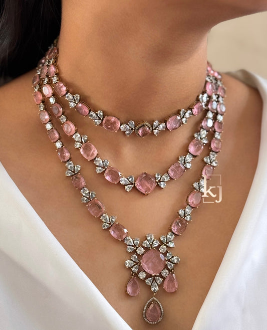 Vespera necklace set