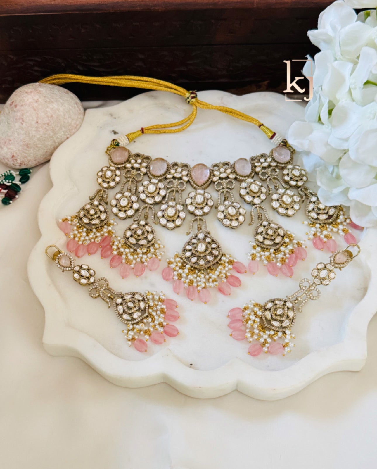 Leona necklace set