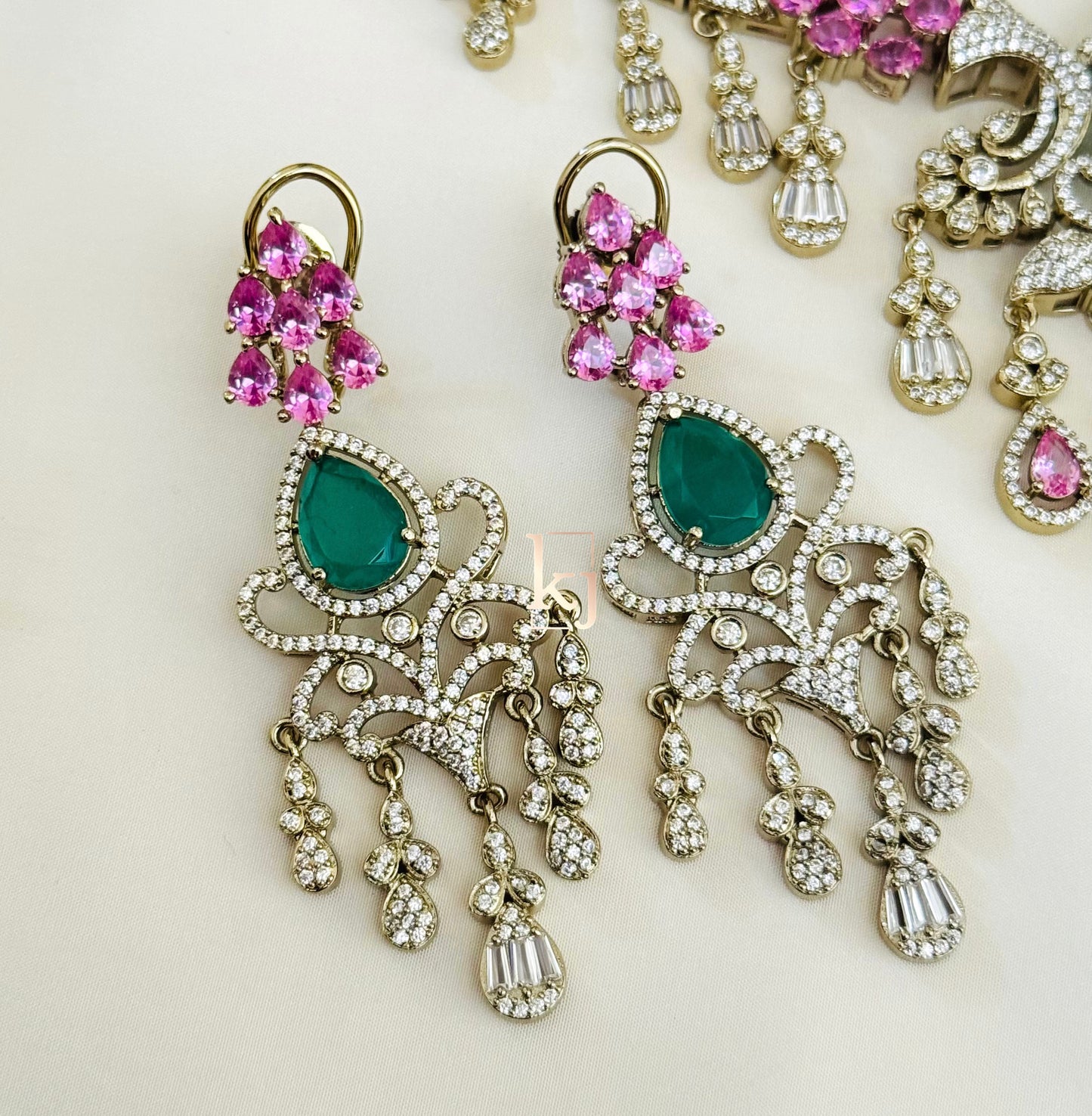 Sirisha necklace set