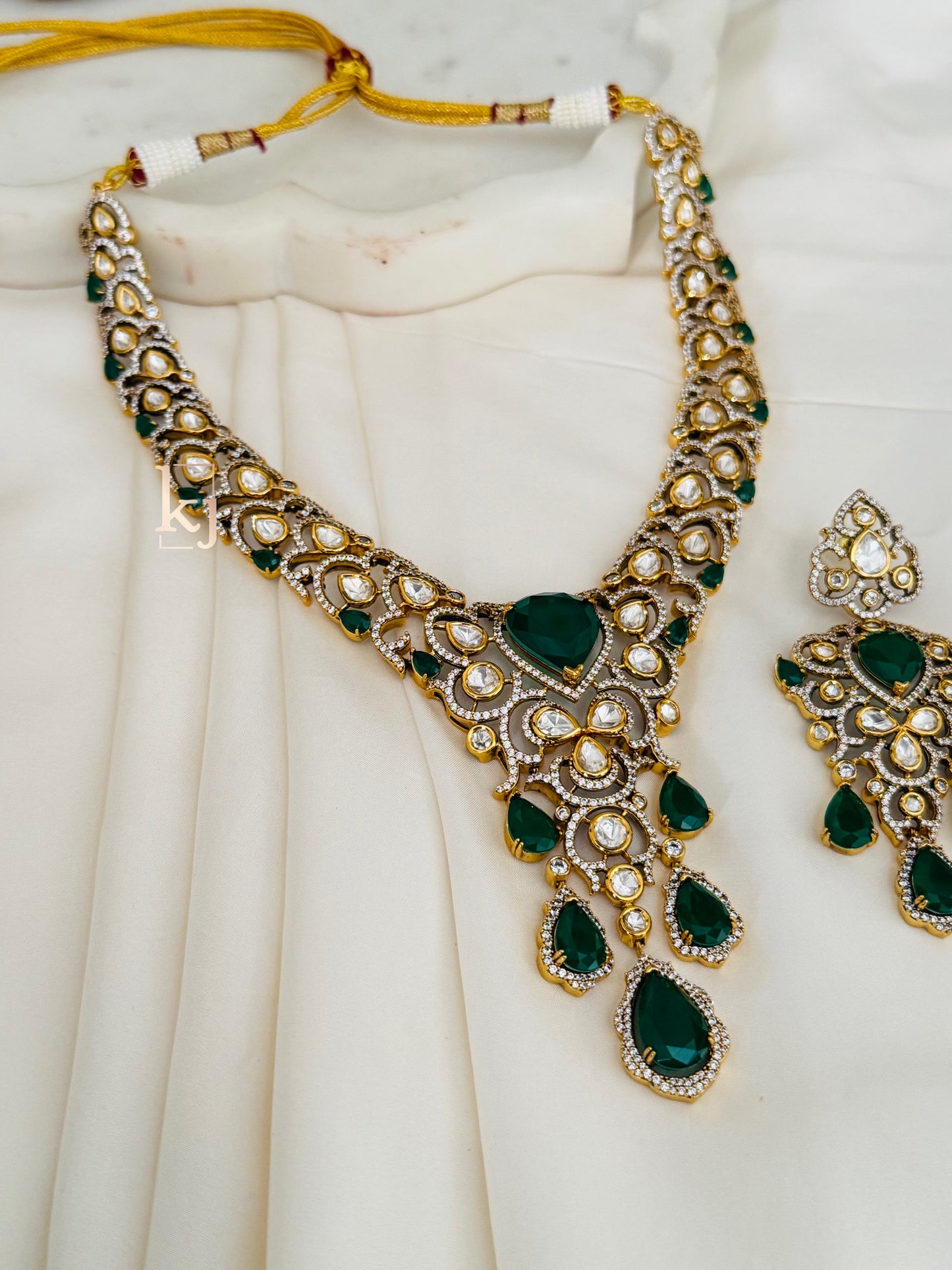 Janelle necklace set