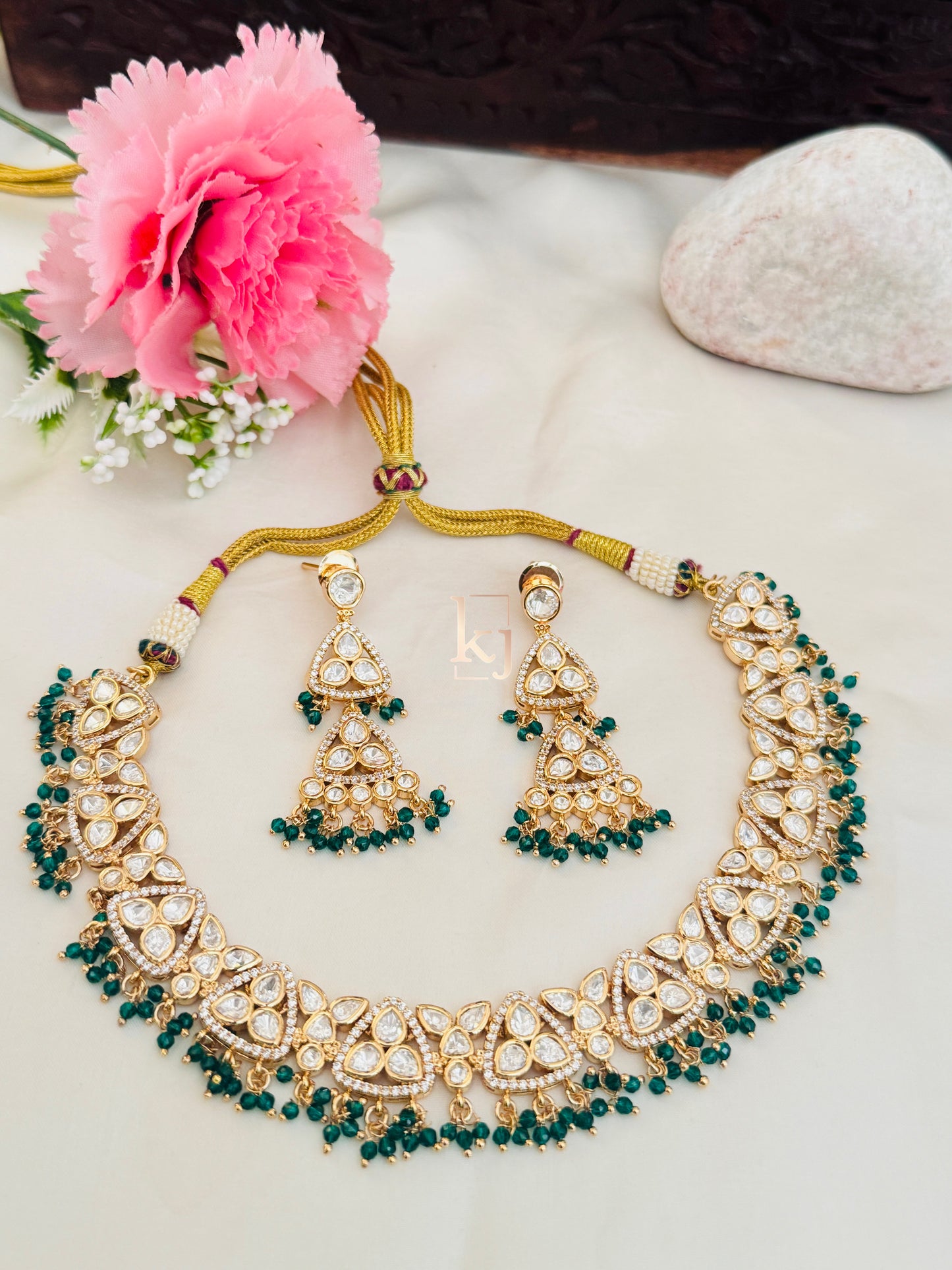 Nagma necklace set