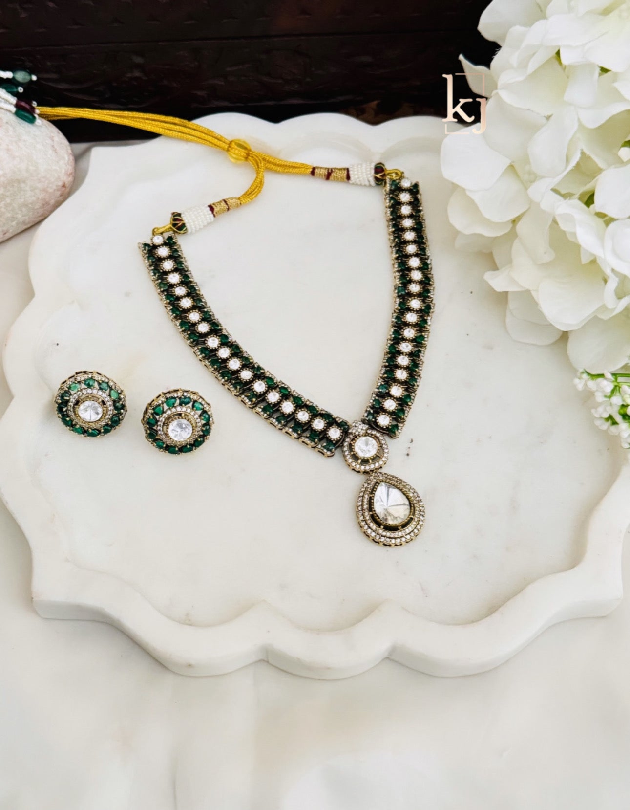 Alisa Necklace set