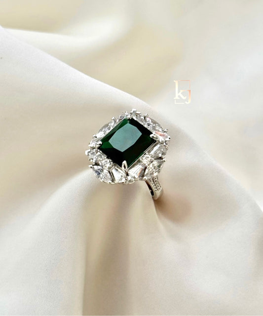 Nyx ring