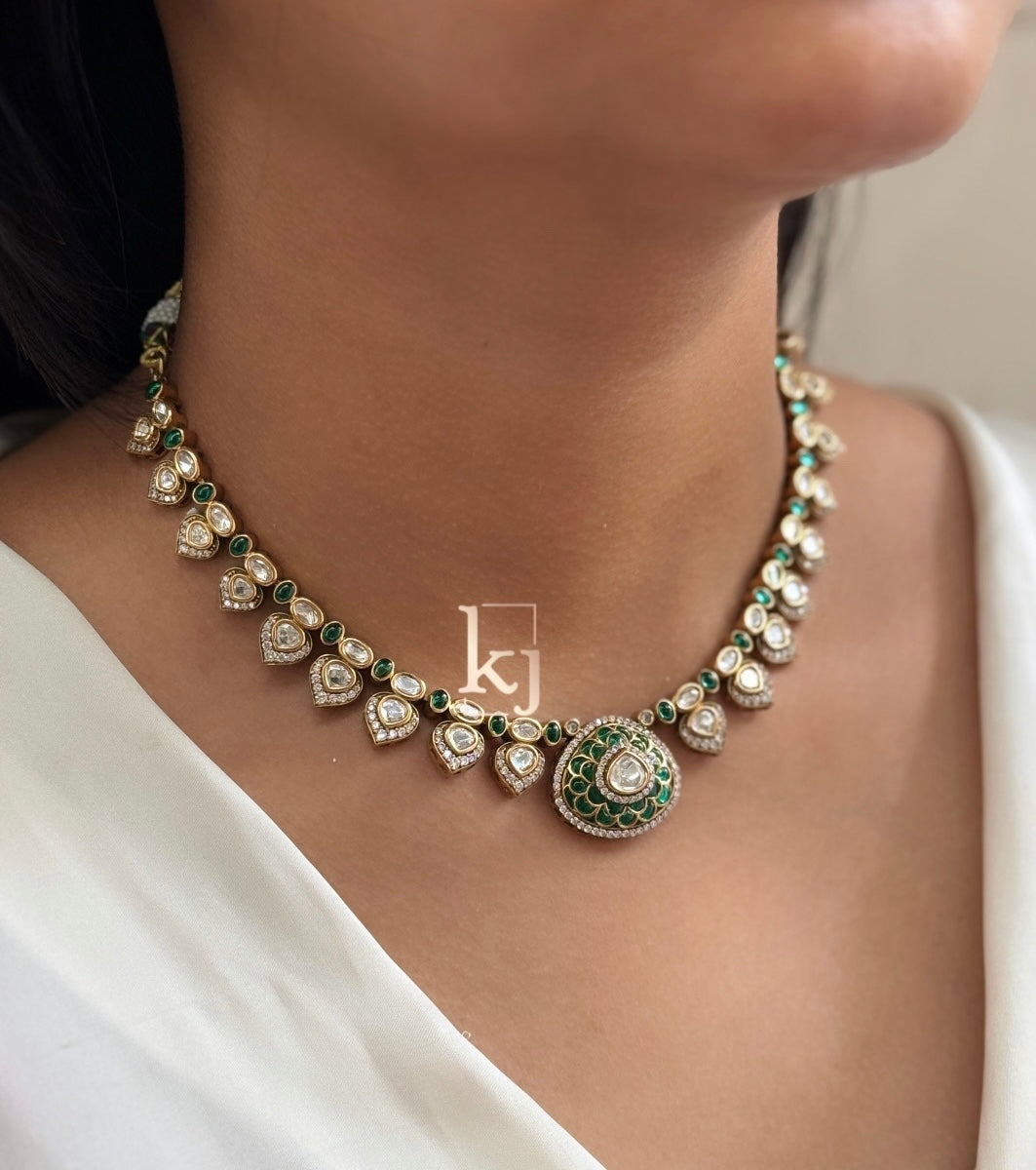 Abrielle necklace set