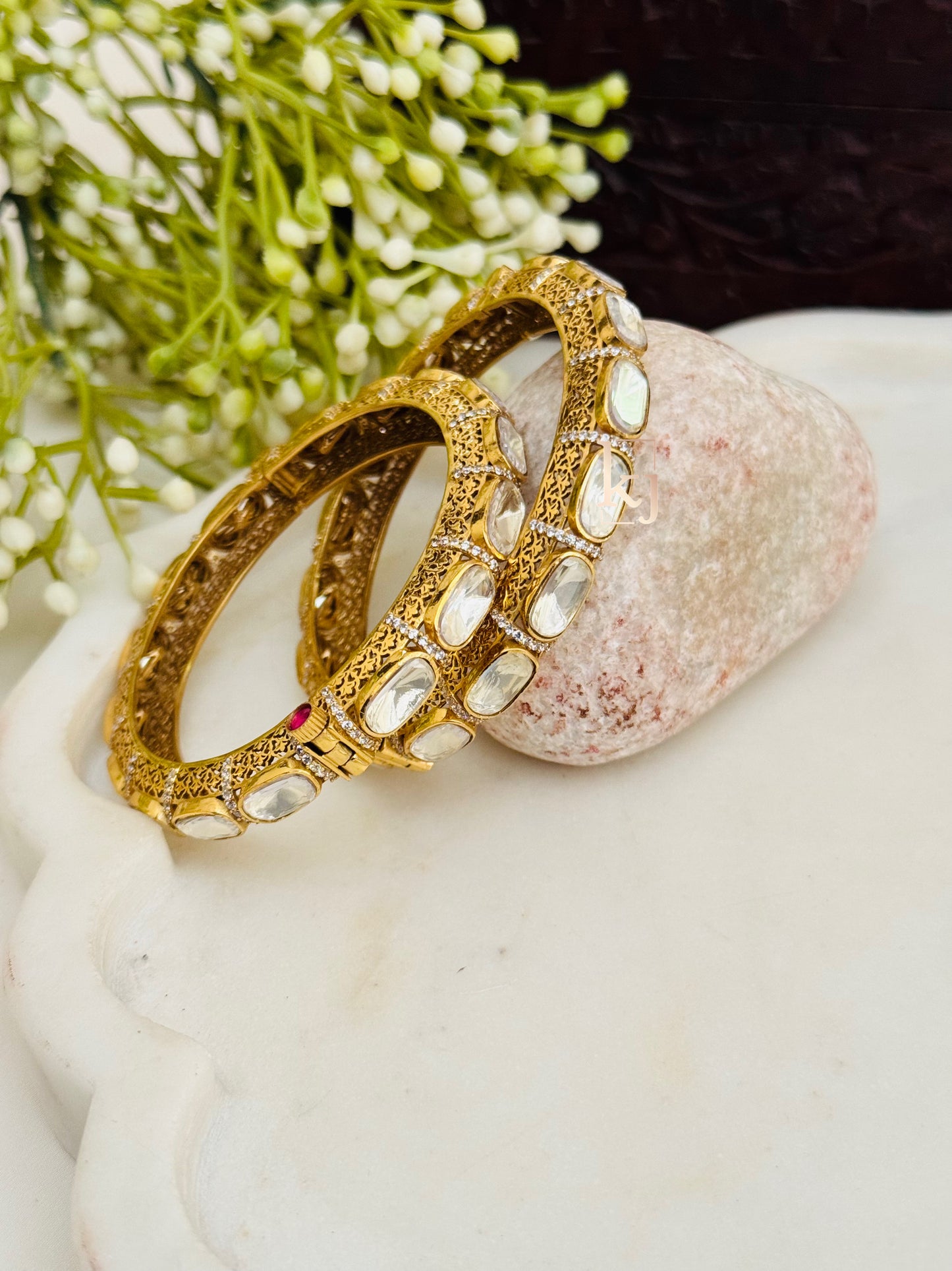 Shirna bangles set size 2.6
