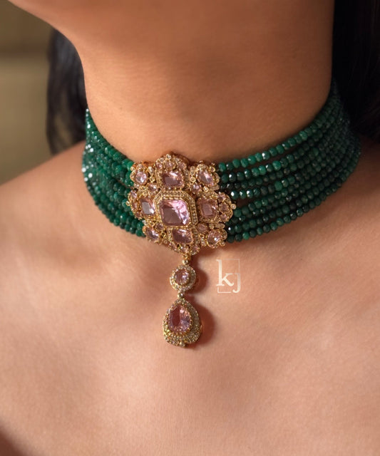 Zan Choker set