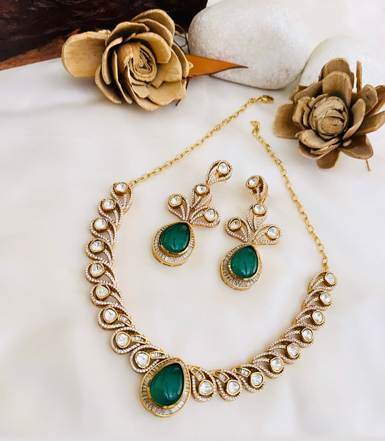 Clara Necklace set