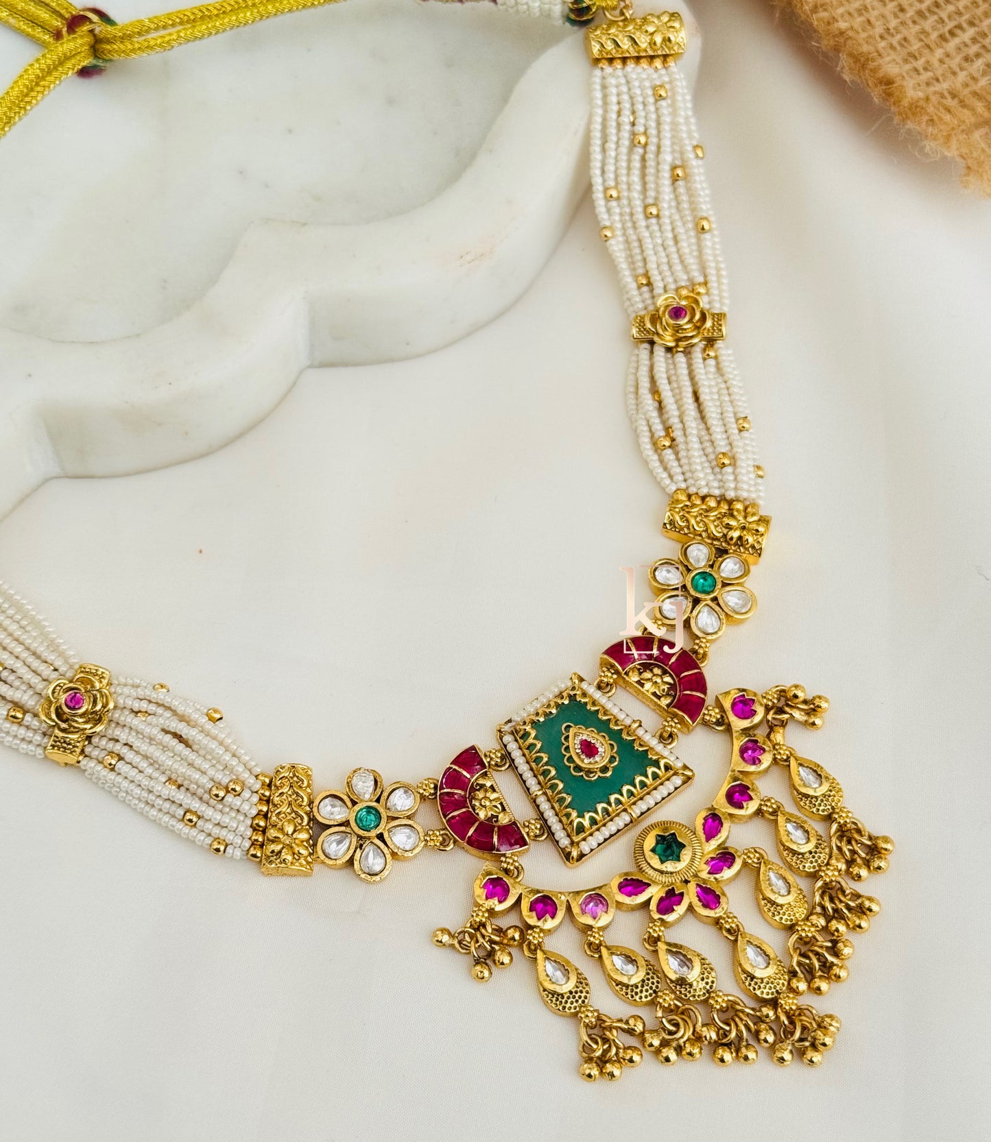 Sauhna necklace set