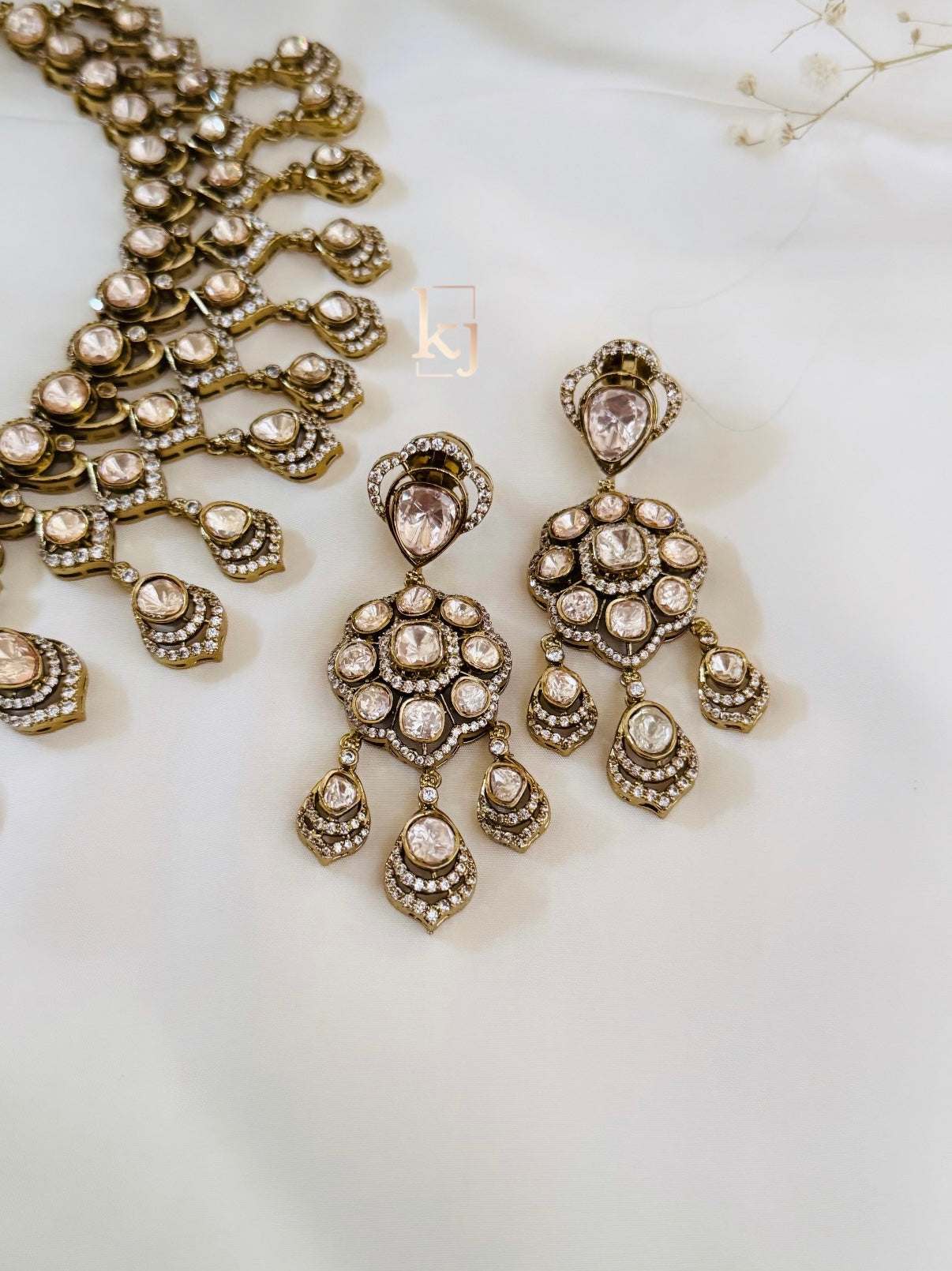 Haddie choker set