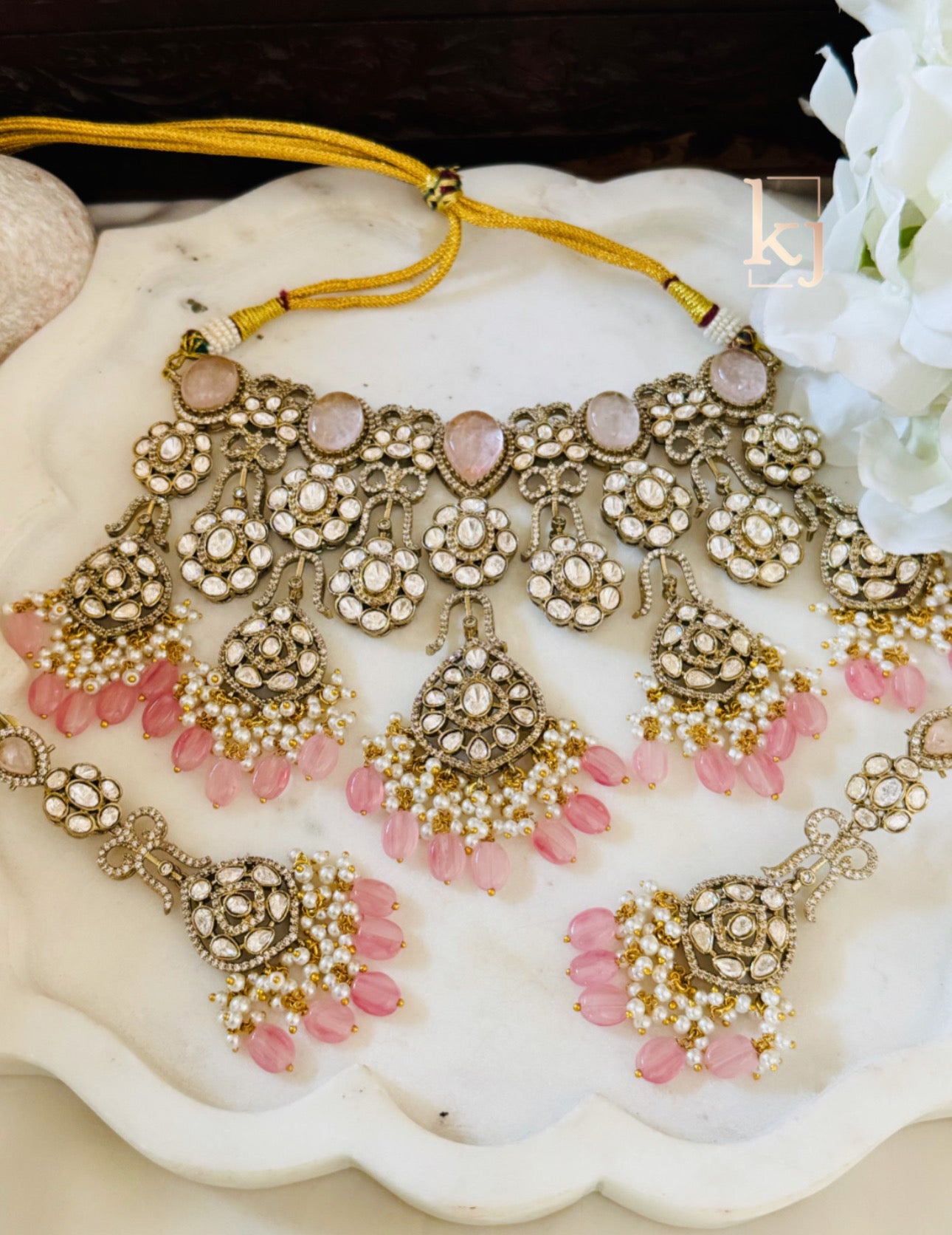 Leona necklace set