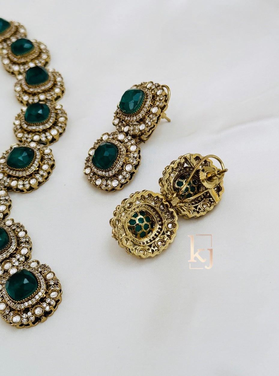 Aroma necklace set