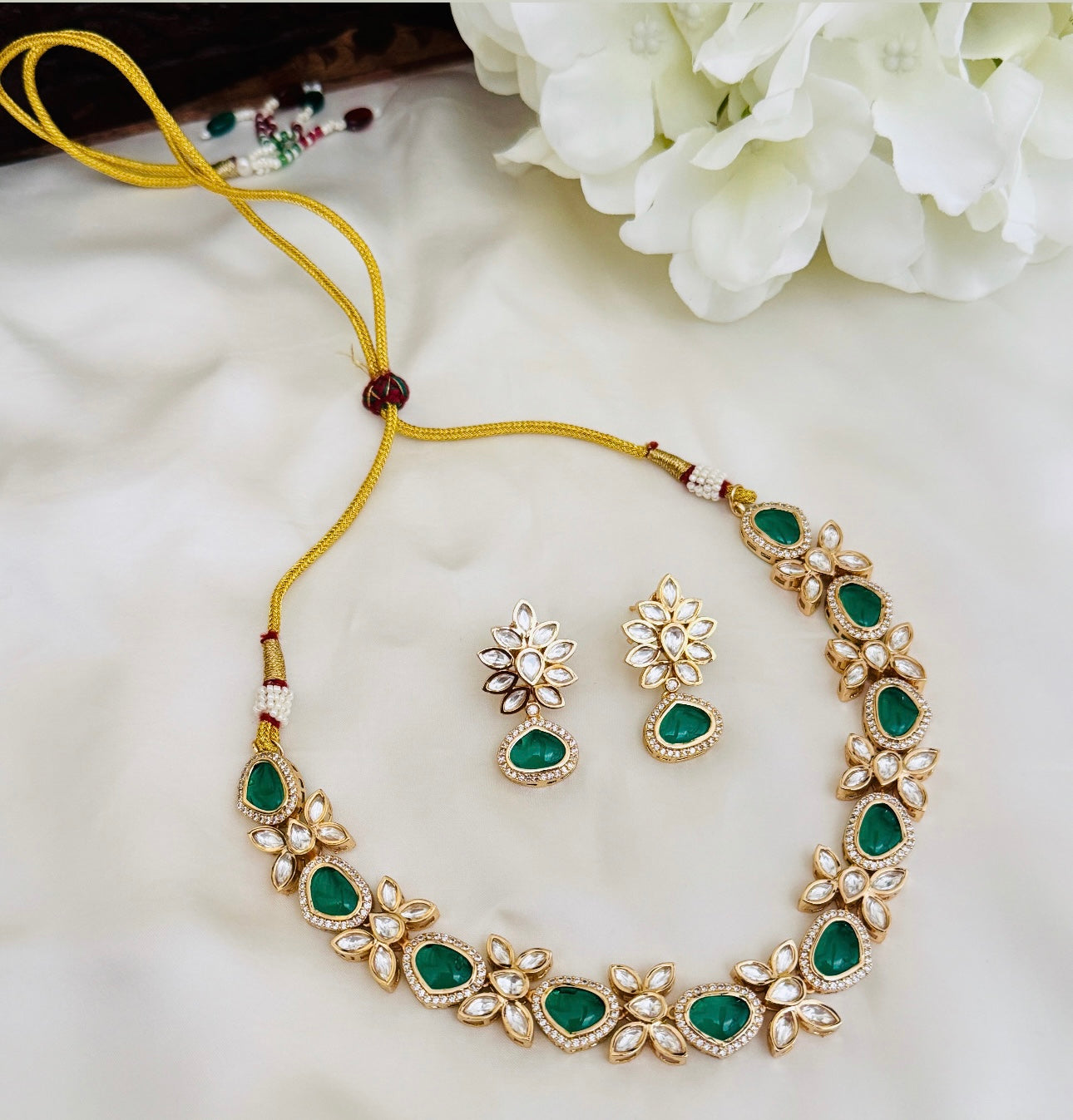 Astrid necklace set