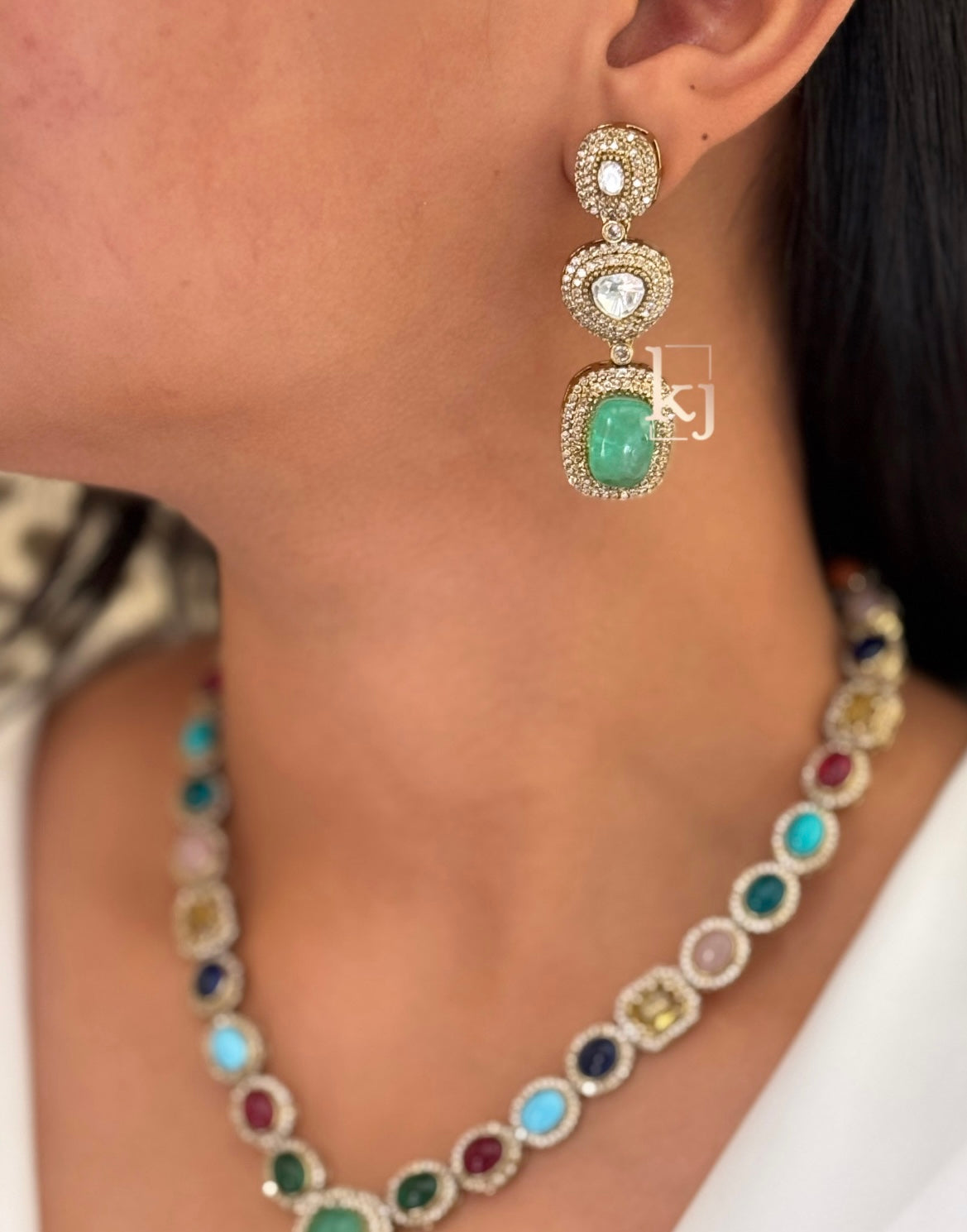 Navrang pendant set