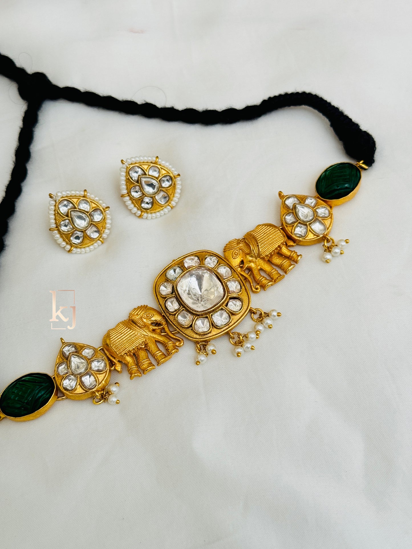 Melany Choker set