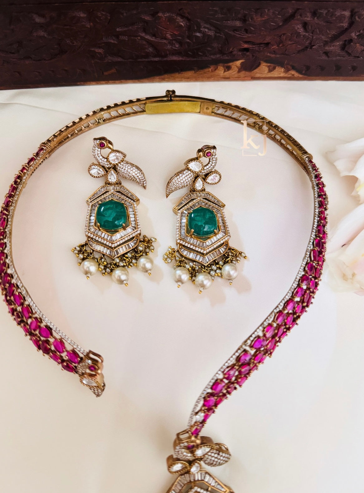 Delaney necklace set