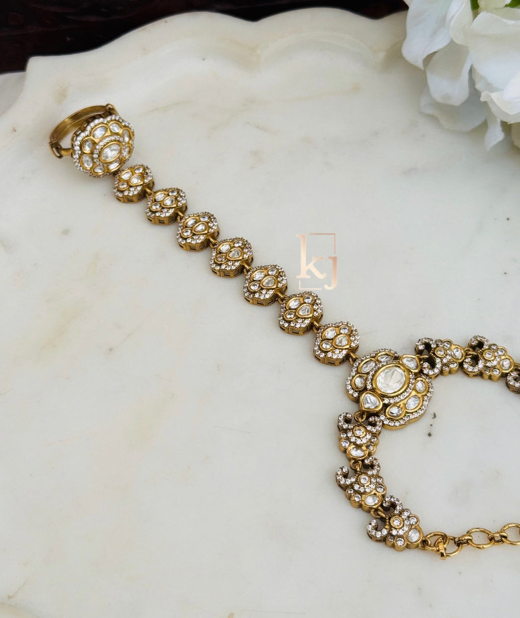 Zahir hathphool single