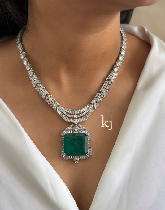 Valentina pendant set