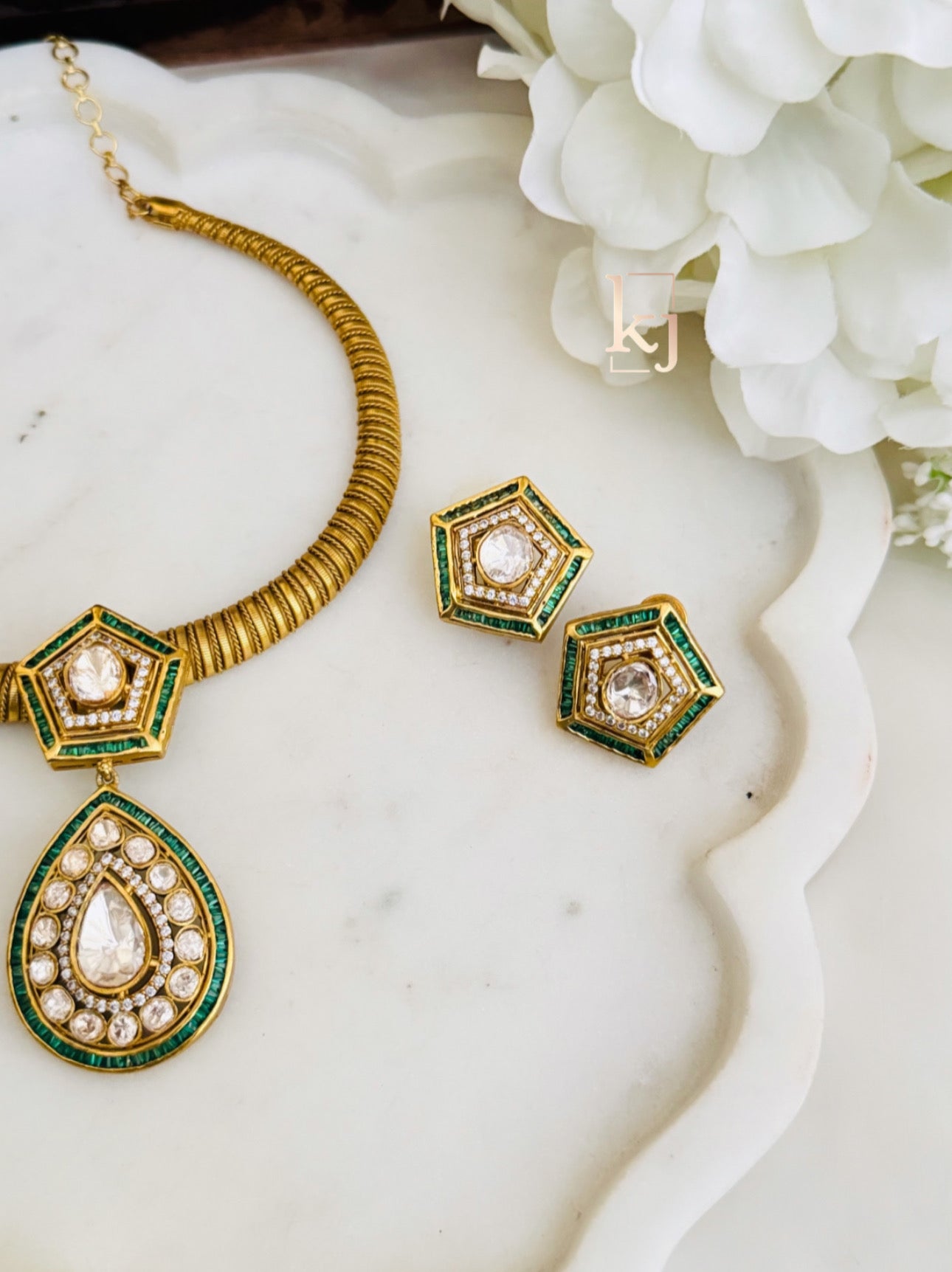 Sena necklace set