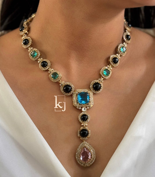 Milicent pendant set