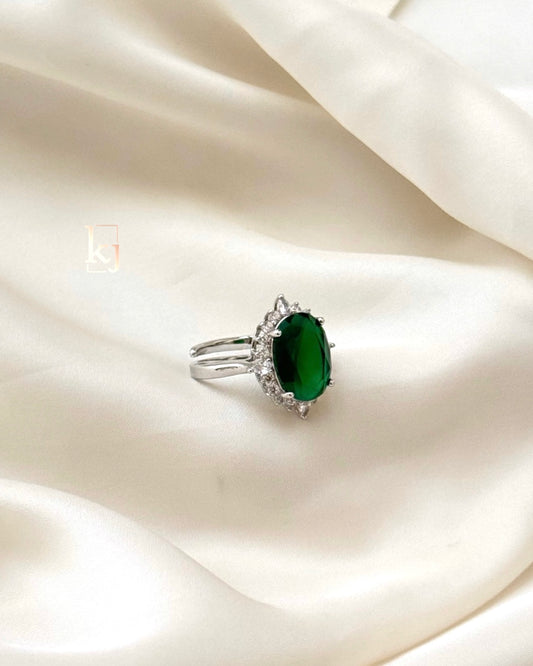 Kyro ring