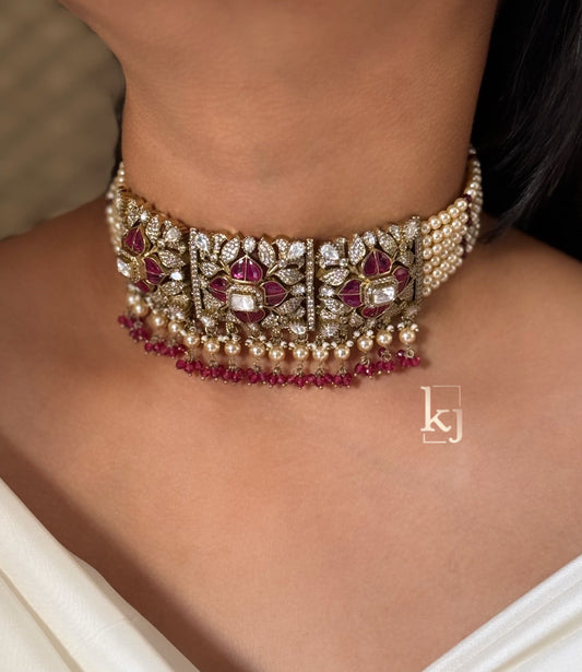 Zeyn choker set