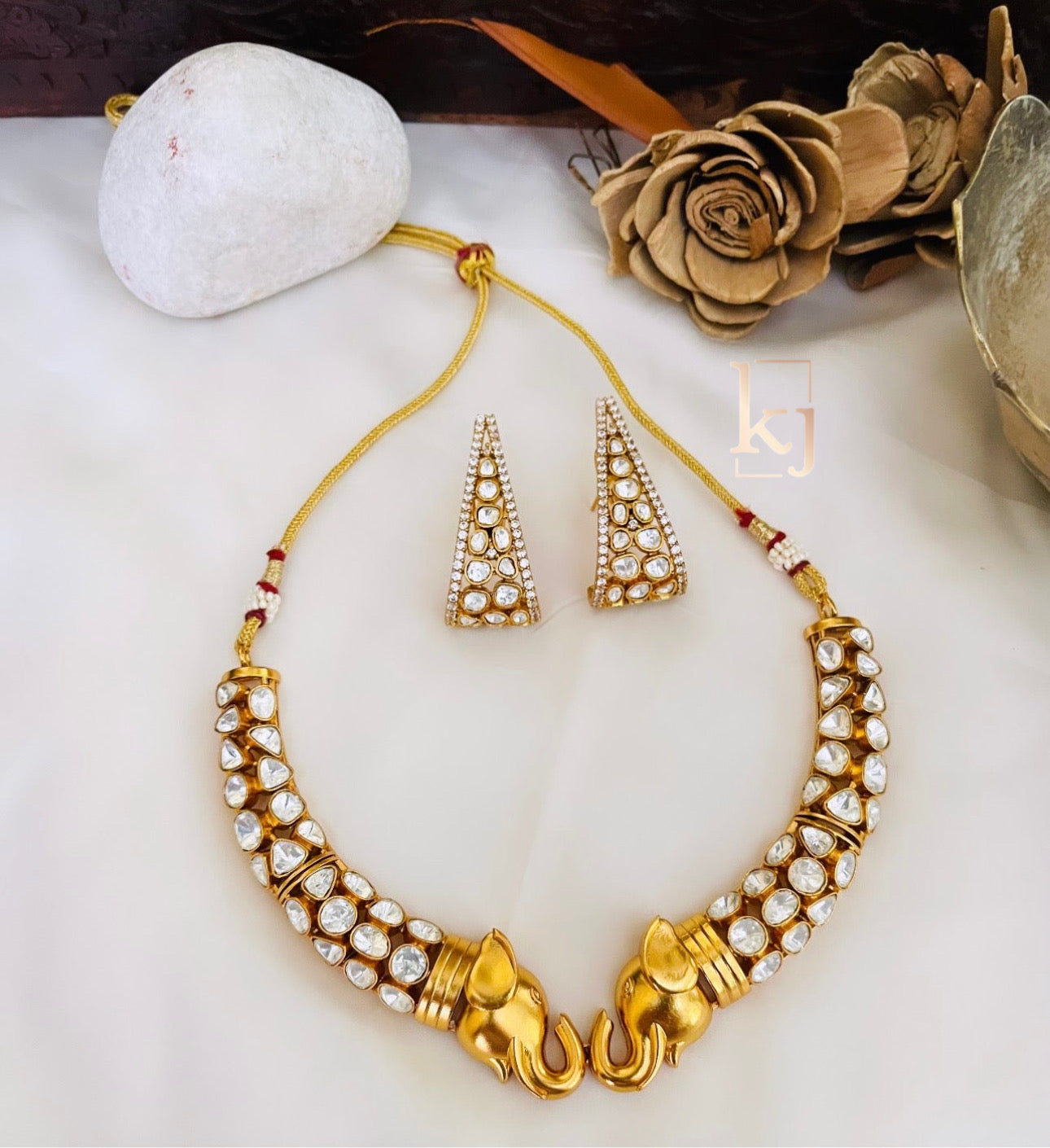 Elephant necklace set