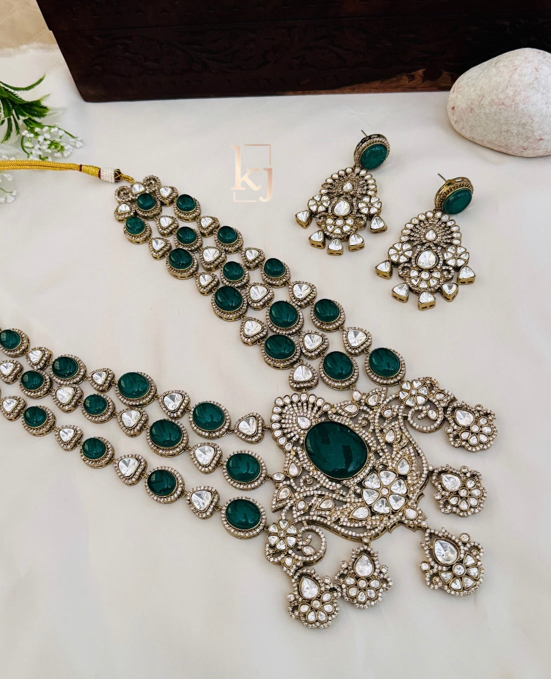 Zarah Necklace set
