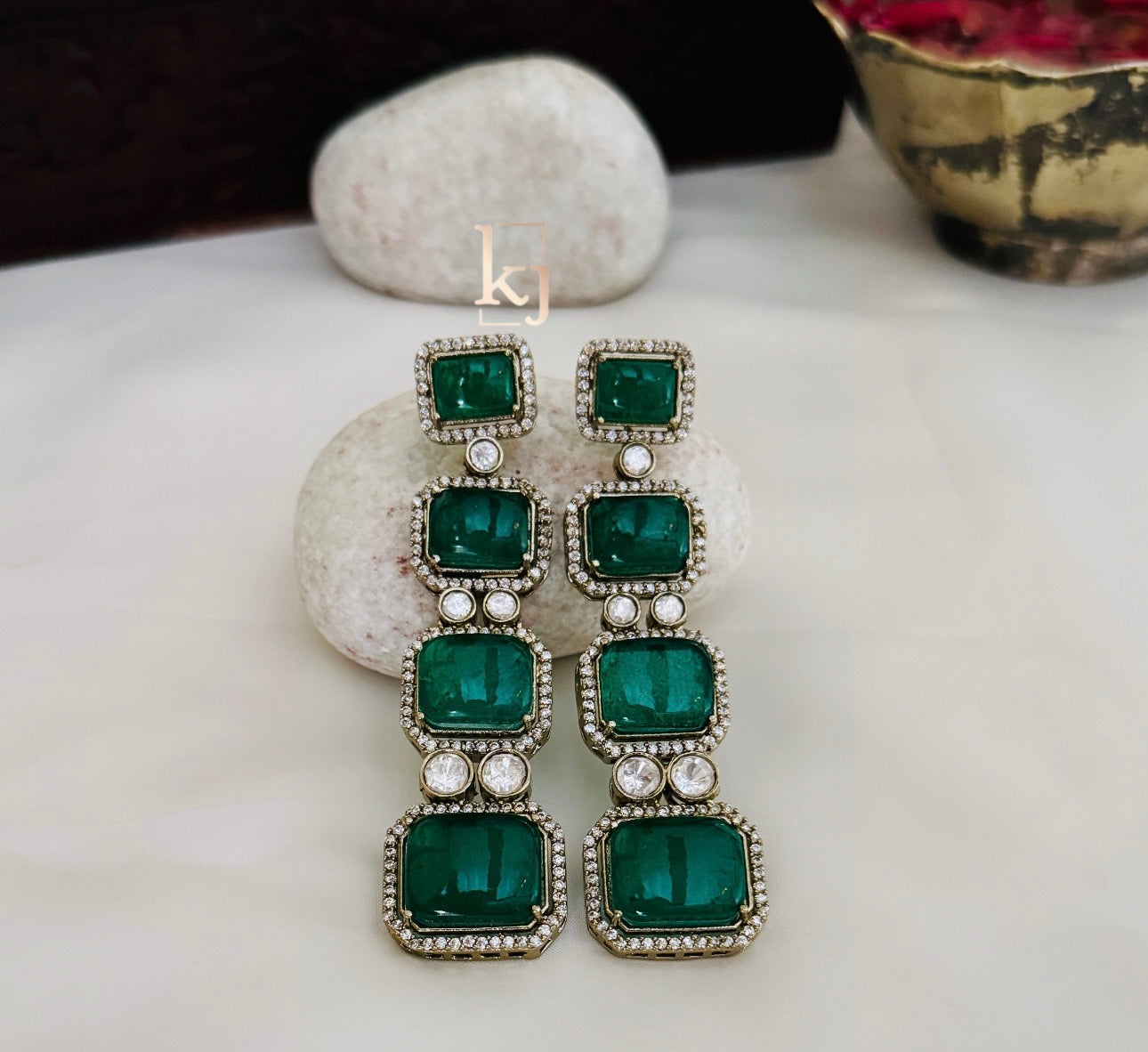 Zuri Earrings set