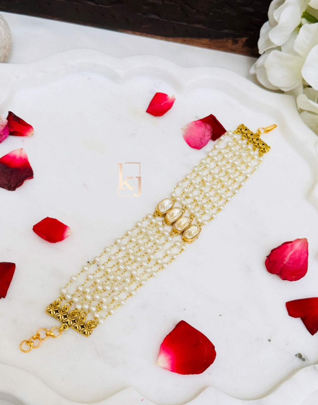 Neer bracelet