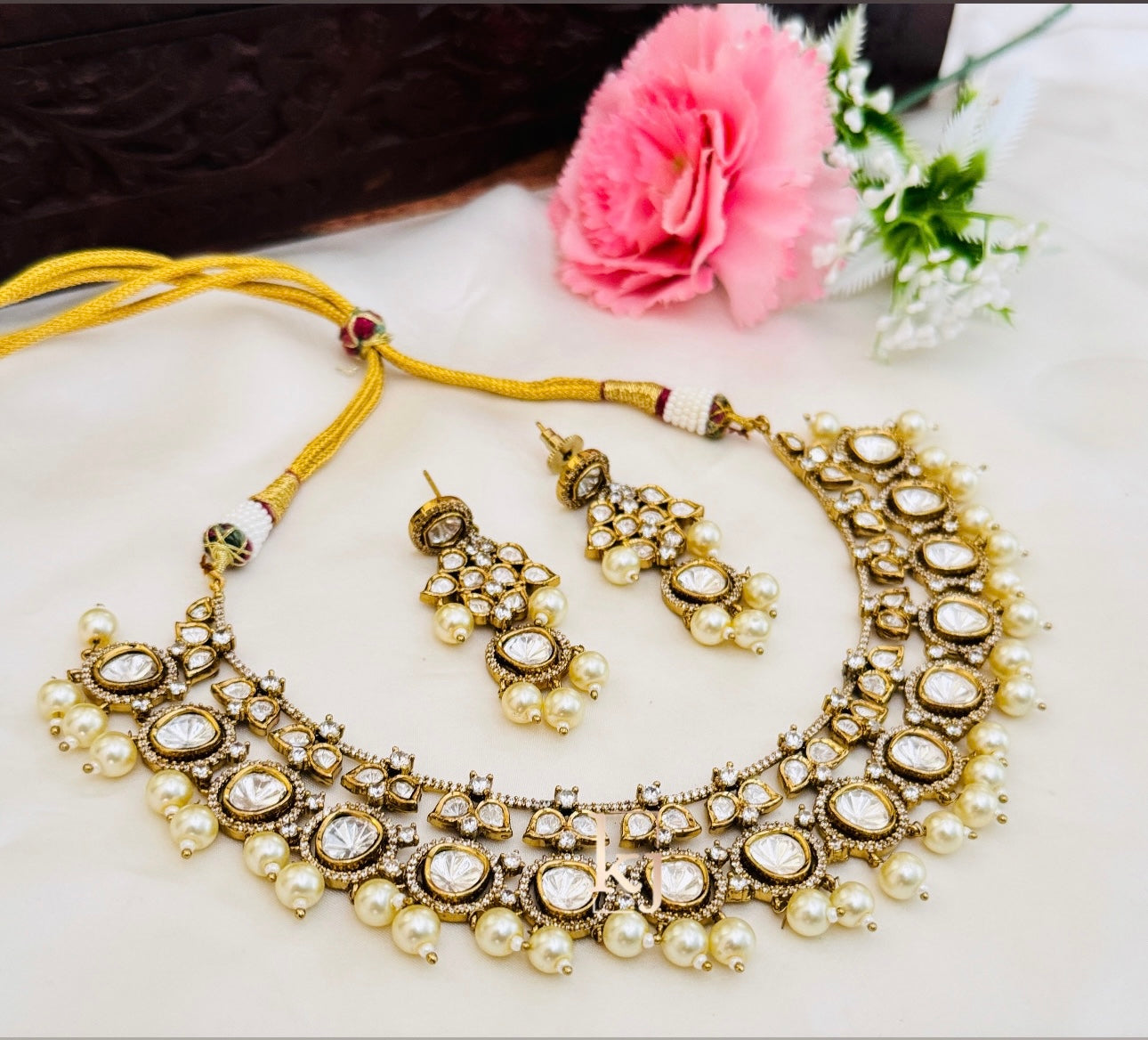 Zeina necklace set
