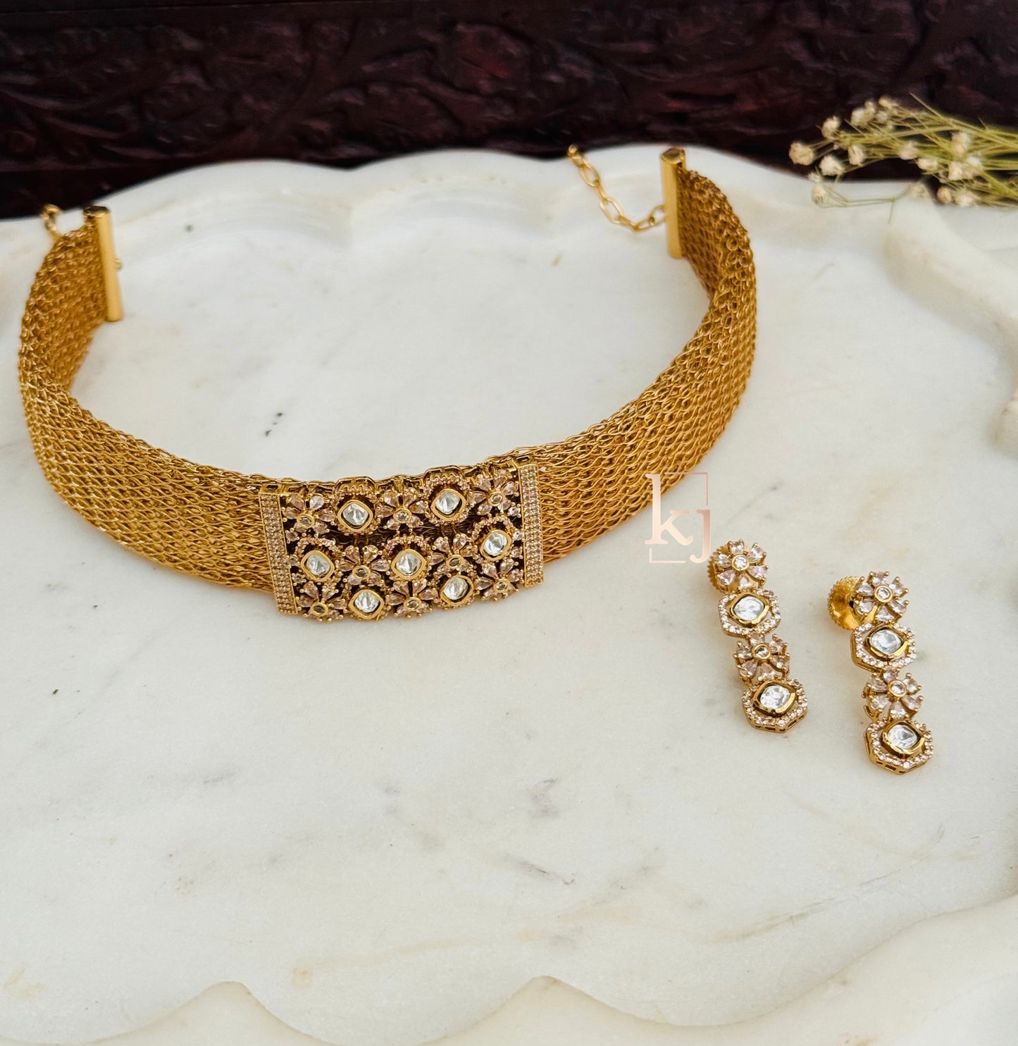 Lian choker set