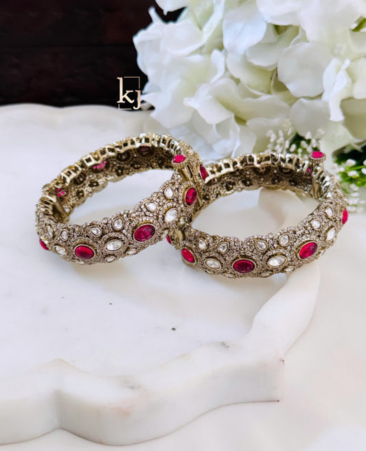 Rhea Bangle set pair